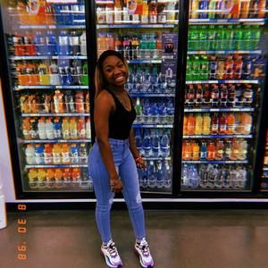 Meet your Posher, Diamond